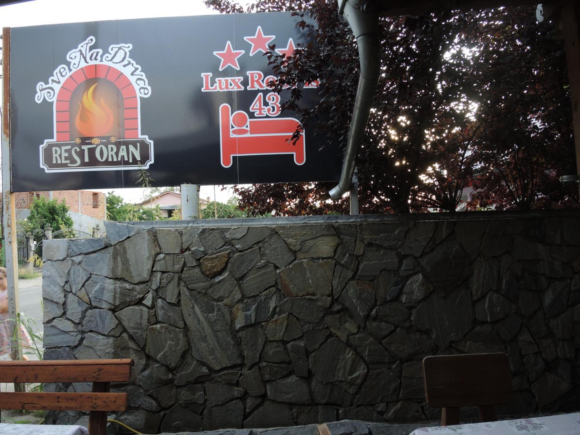 Rooms&Restaurant 43 Belgrad Exterior foto